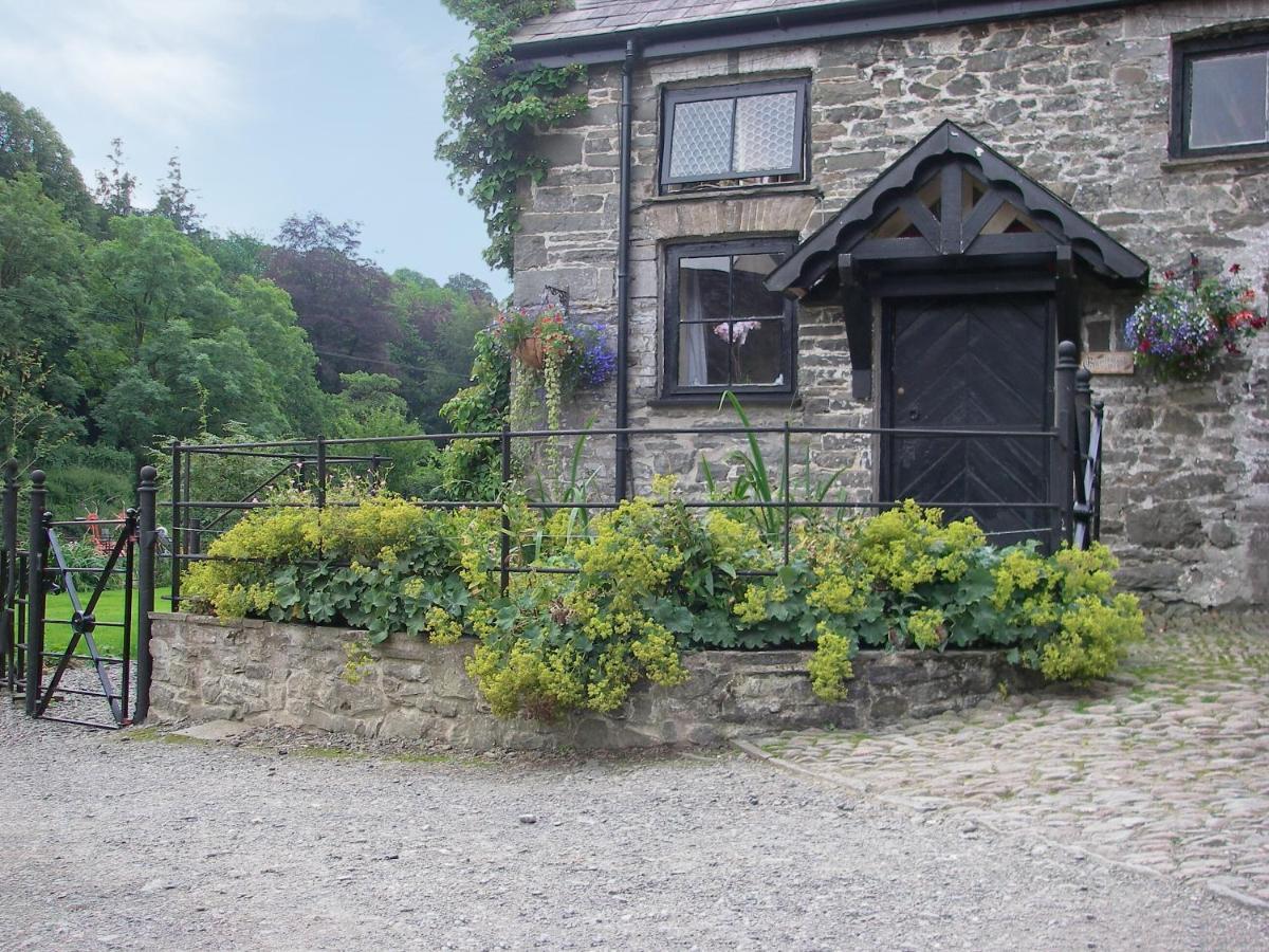 Gamekeepers Cottage - HW7729 Myddfai Buitenkant foto